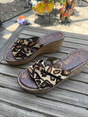 Sam Edelman Raynere Leopard Calf Hair Cork Wedge Sandals Size 7